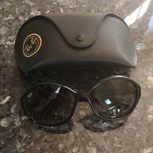 Ray Ban Sunglasses RB4164